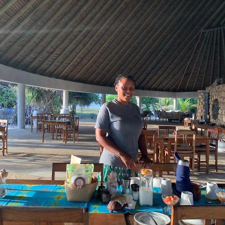 Emayani Beach Lodge Pangani Экстерьер фото