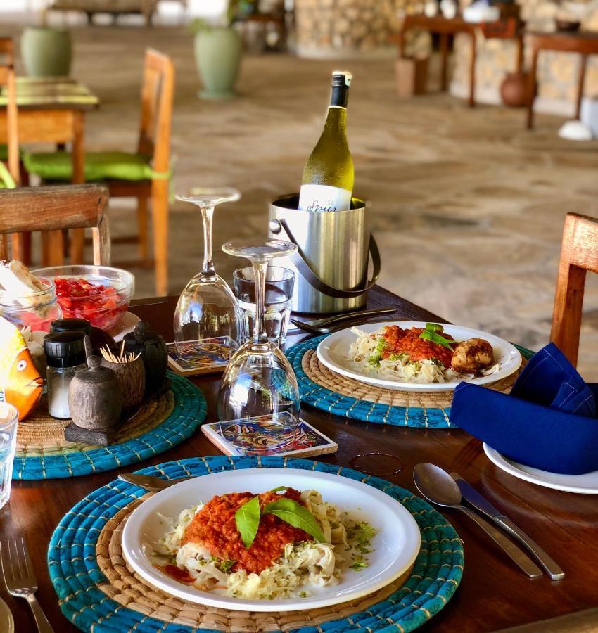 Emayani Beach Lodge Pangani Экстерьер фото