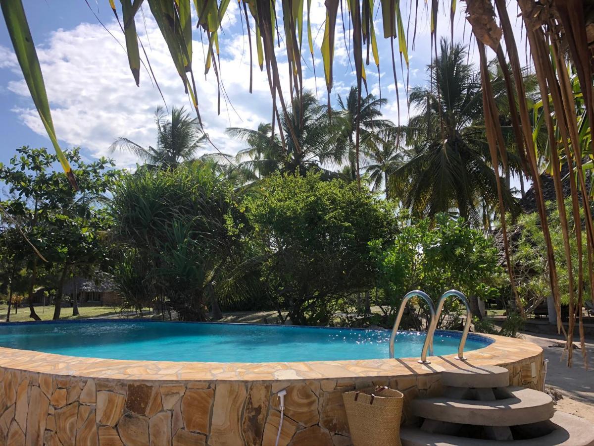 Emayani Beach Lodge Pangani Экстерьер фото