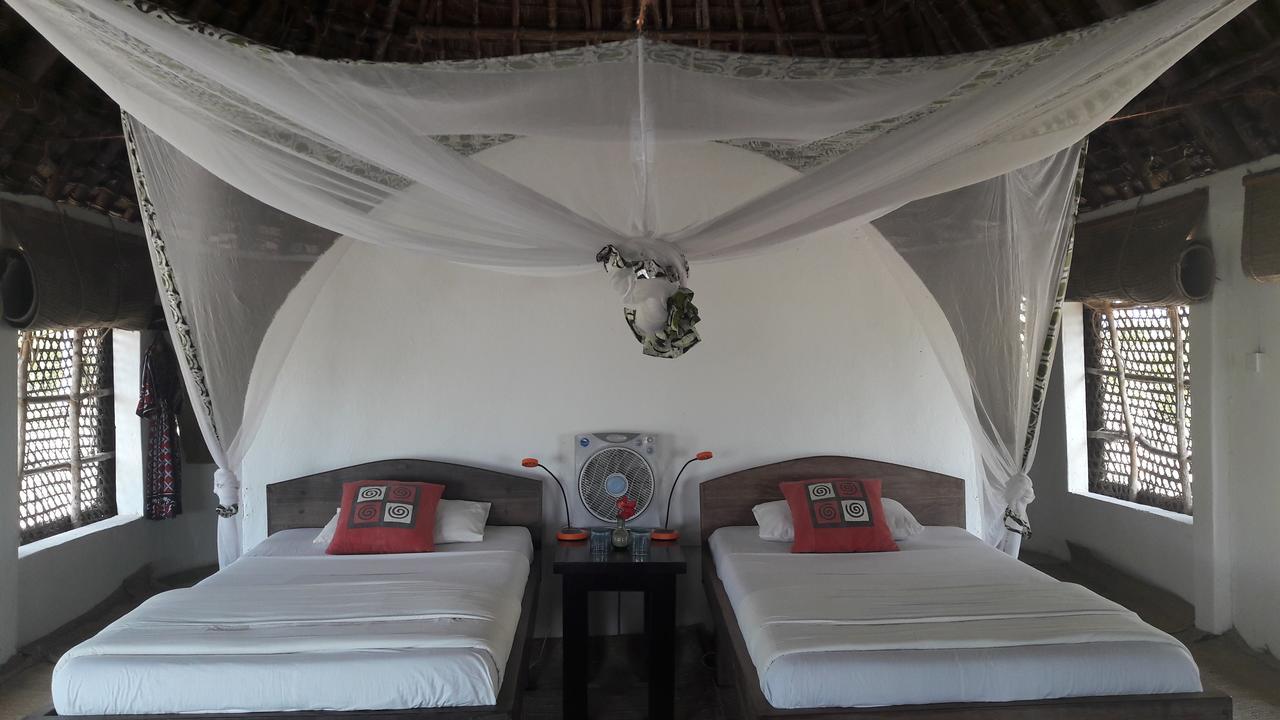Emayani Beach Lodge Pangani Экстерьер фото