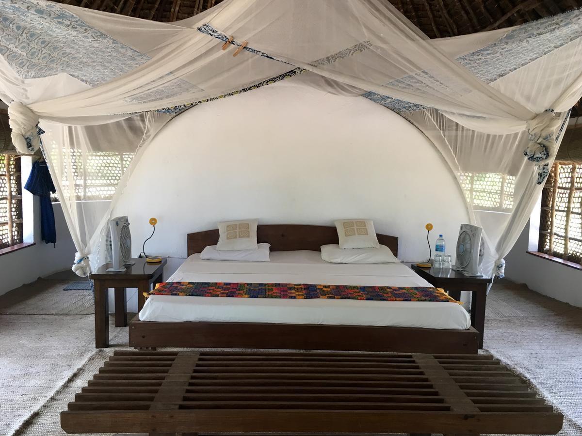 Emayani Beach Lodge Pangani Экстерьер фото