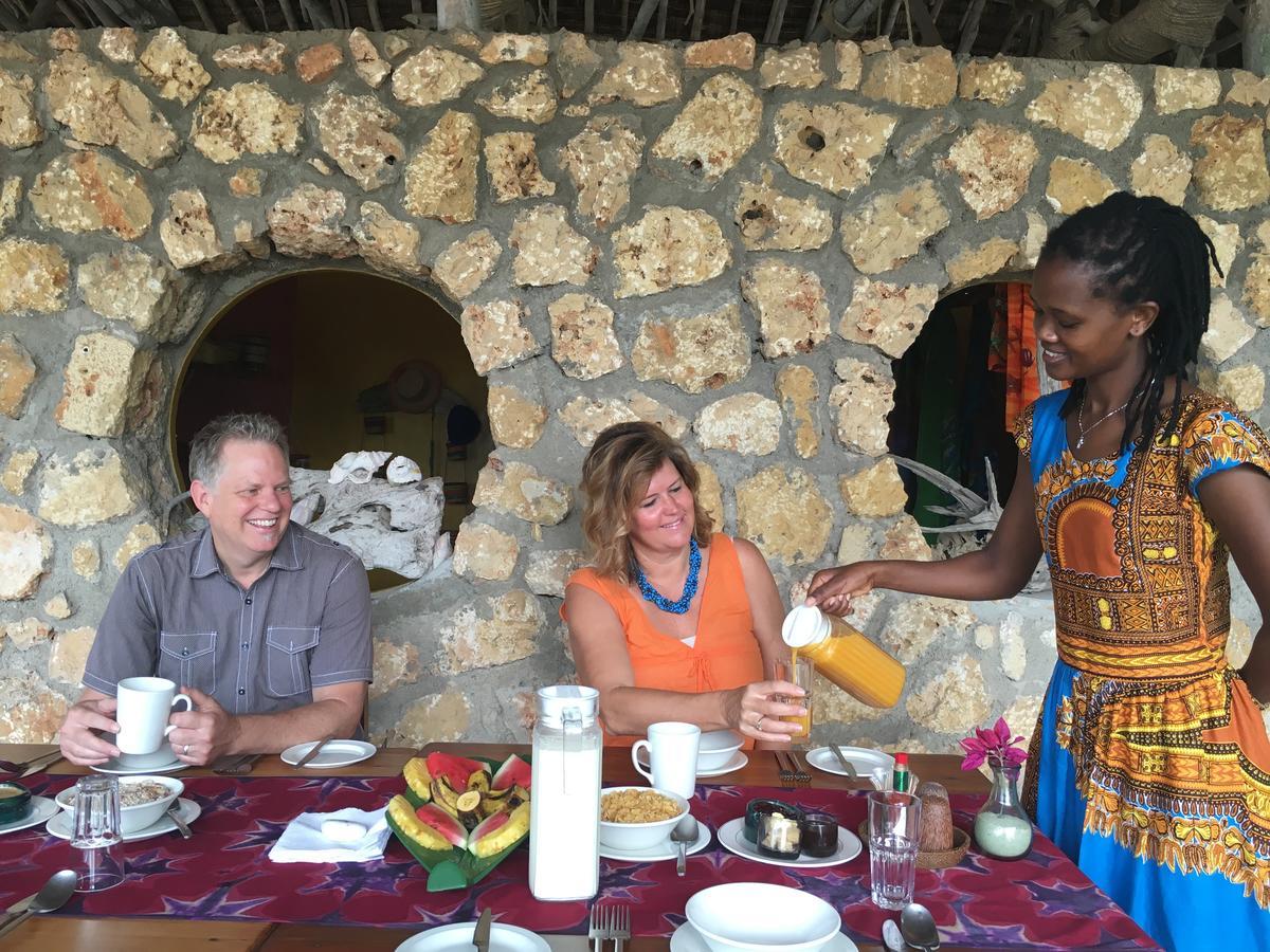 Emayani Beach Lodge Pangani Экстерьер фото