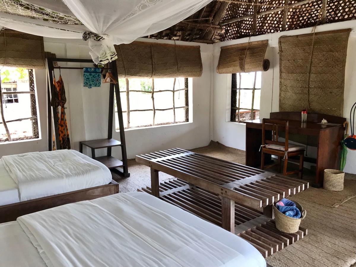 Emayani Beach Lodge Pangani Экстерьер фото