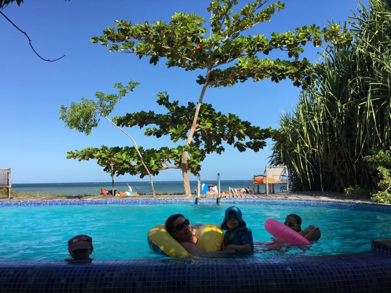 Emayani Beach Lodge Pangani Экстерьер фото